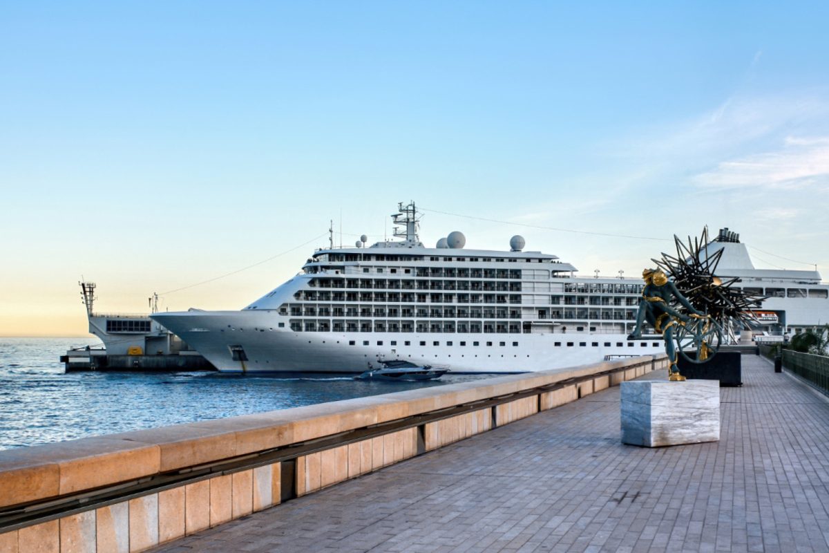 Voyager en solo : l'expérience d'une croisière en toute liberté