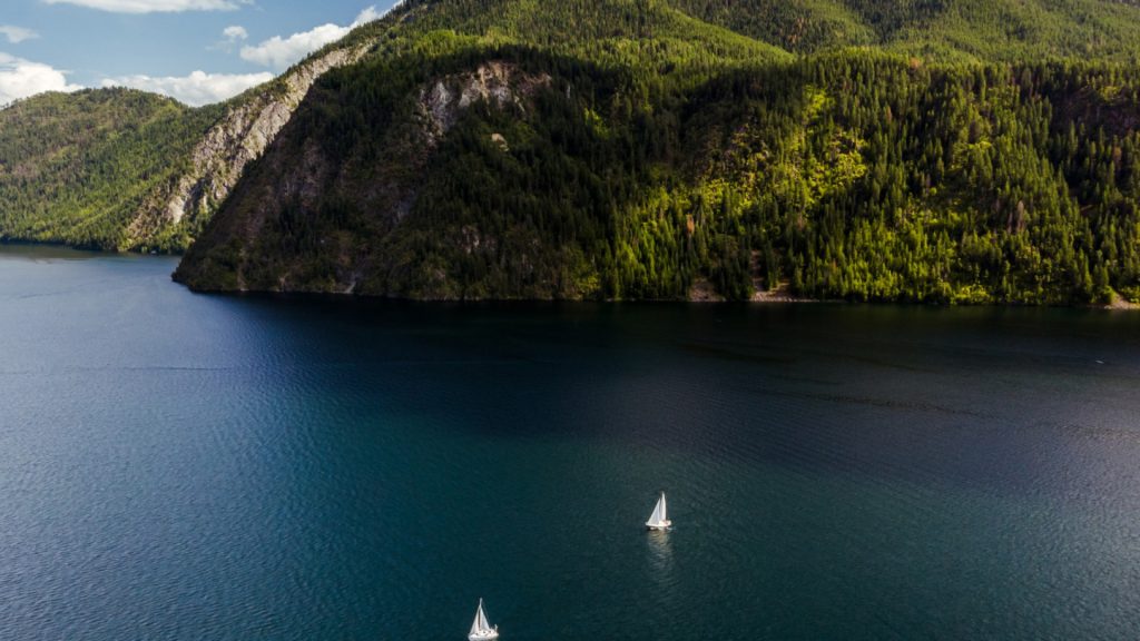 L’Ecosse par la mer : pourquoi choisir une croisière pour découvrir ses trésors ?