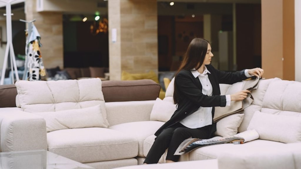 Canapé fixe ou modulable : avantages comparés pour faire le bon choix