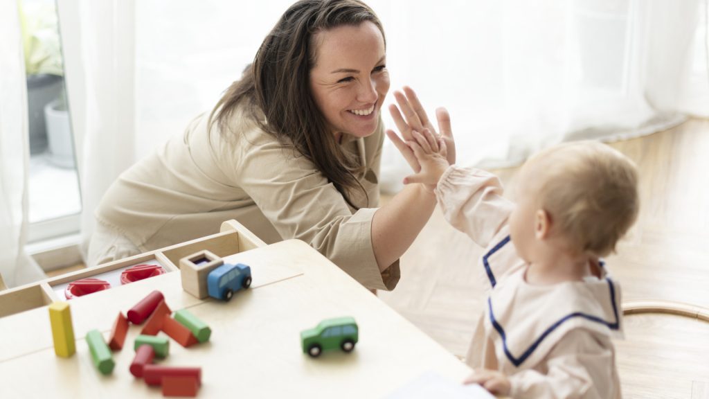 Garde d’enfant à domicile : les avantages d'une organisation sur-mesure