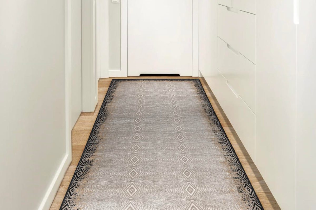 Quel tapis choisir pour donner du caractère à un couloir ?